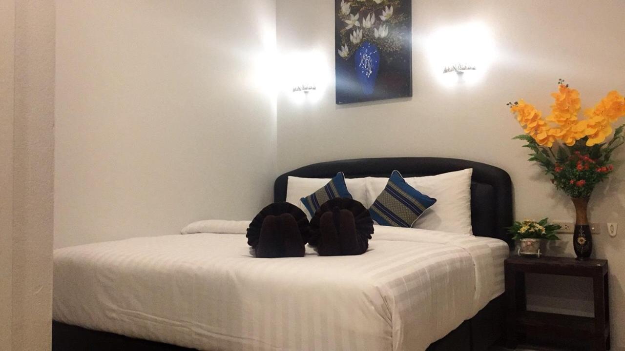 Nest hostel lipe Buitenkant foto